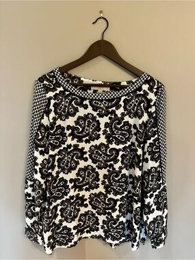 LOFT Black & White Paisley-Print Long Sleeve Top